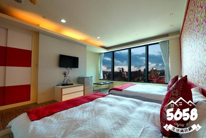 85旅行家 Lejlighed Kaohsiung Eksteriør billede