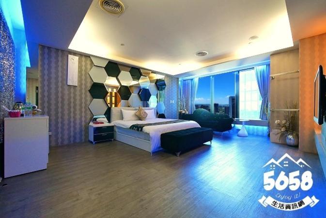 85旅行家 Lejlighed Kaohsiung Eksteriør billede