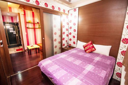 85旅行家 Lejlighed Kaohsiung Eksteriør billede