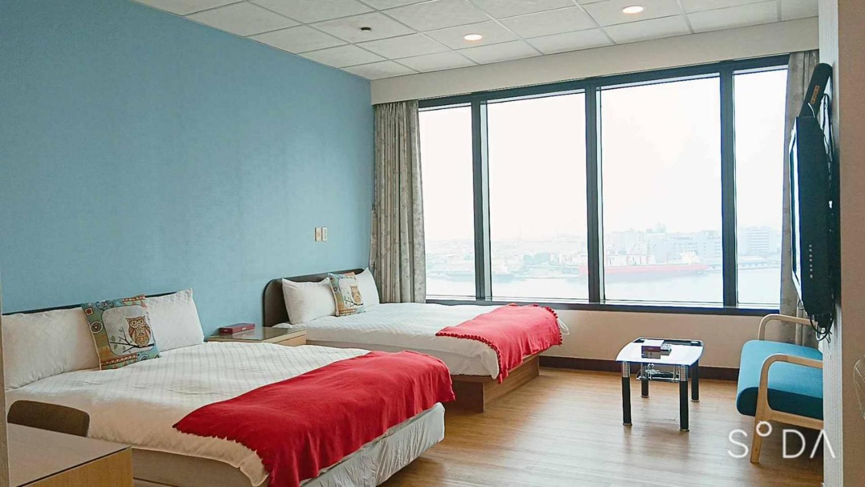 85旅行家 Lejlighed Kaohsiung Eksteriør billede